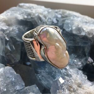 Elegant Silver and Pearl Ring